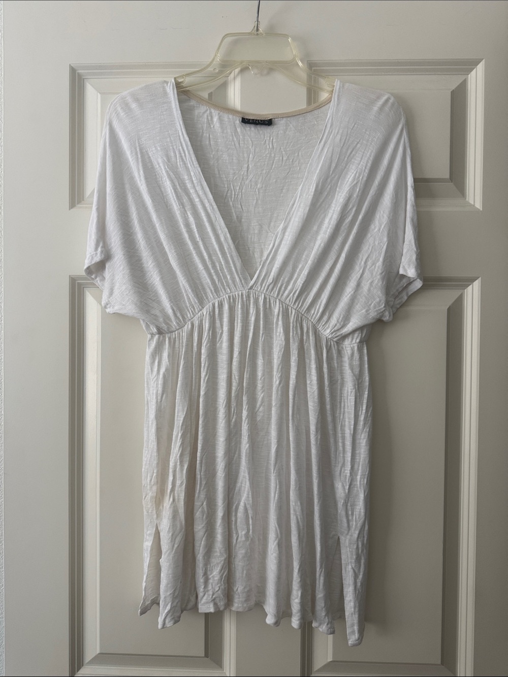 VENUS White V-Neck Empire Waist Swim
Coverup Dress size L